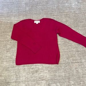 DUNA Handloomed dark pink sweater